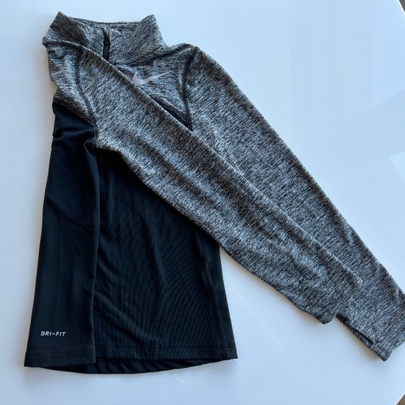 Nike Dri-FIT Element - Running Quarter Zip - Youth Small - Black/Gray - Picture 5 of 5
